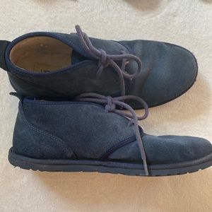 Ugg Maksim men’s navy suede casual lace up chukka boot Size 10